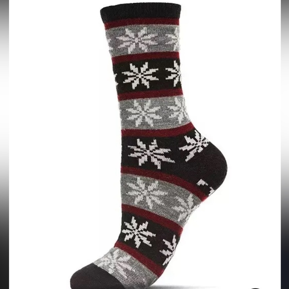 MEMOI SNOWFLAKE PRINT CASHMERE BLEND CREW SOCKS BLACK RED IVORY OS NWT